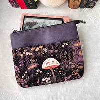 Fairy Garden e-reader Zippered Sleeve