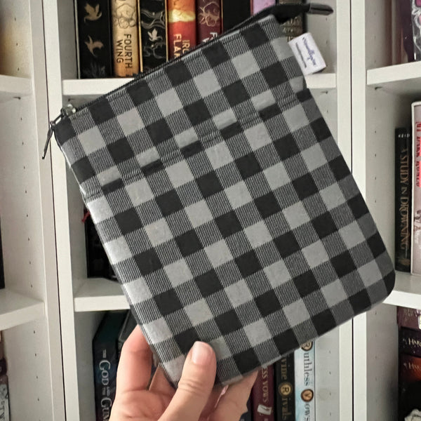 Grey Buffalo Plaid e-reader Zippered Sleeve