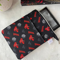 Dungeons & Dragons e-reader Zippered Sleeve