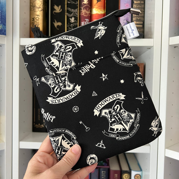 Hogwarts e-reader Zippered Sleeve