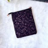 Rose Gold Floral Line Art e-reader Zippered Sleeve