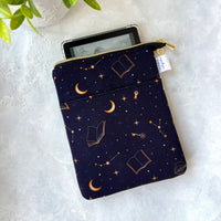 Celestial Books e-reader Zippered Sleeve